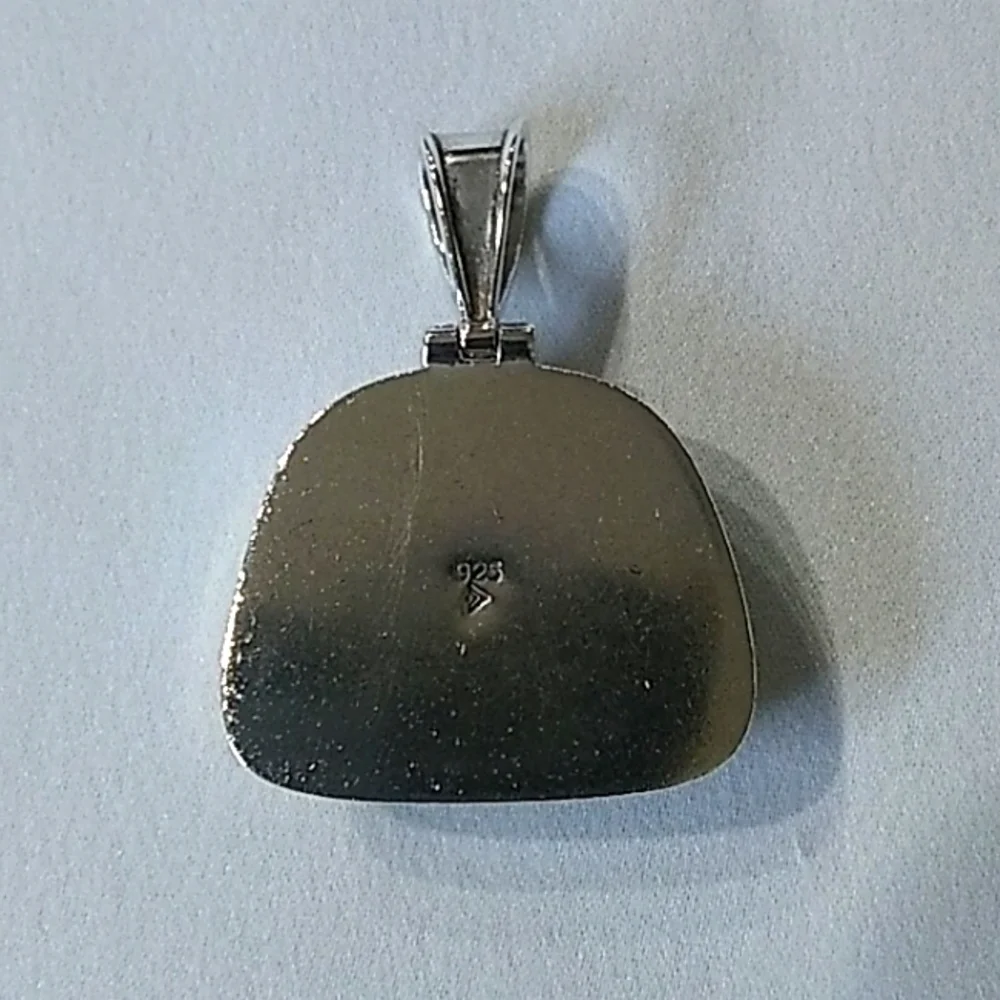 Silpada Lapas Sterling pendant - Picture 2 of 3